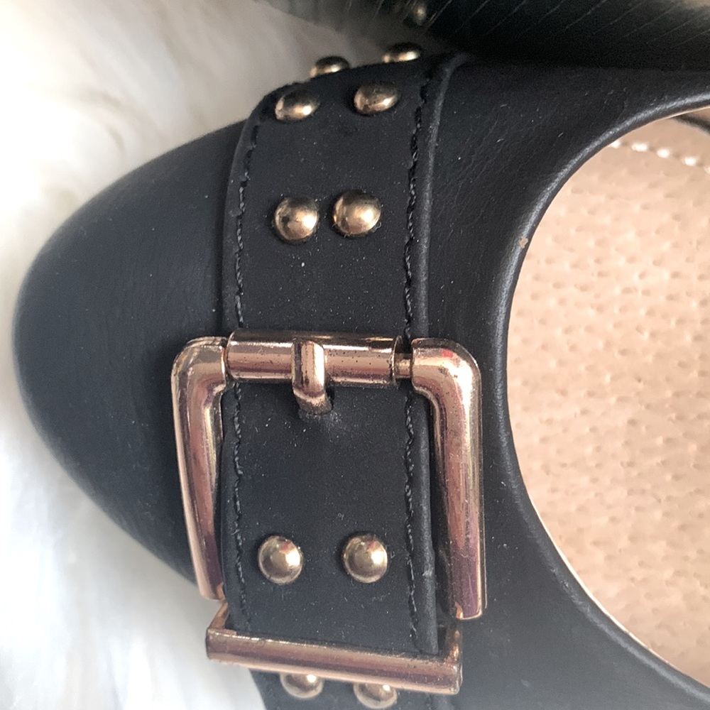 Black Design by Jacobies brand wedge pumps size 6.5 with buckle - Picture 2 of 6
